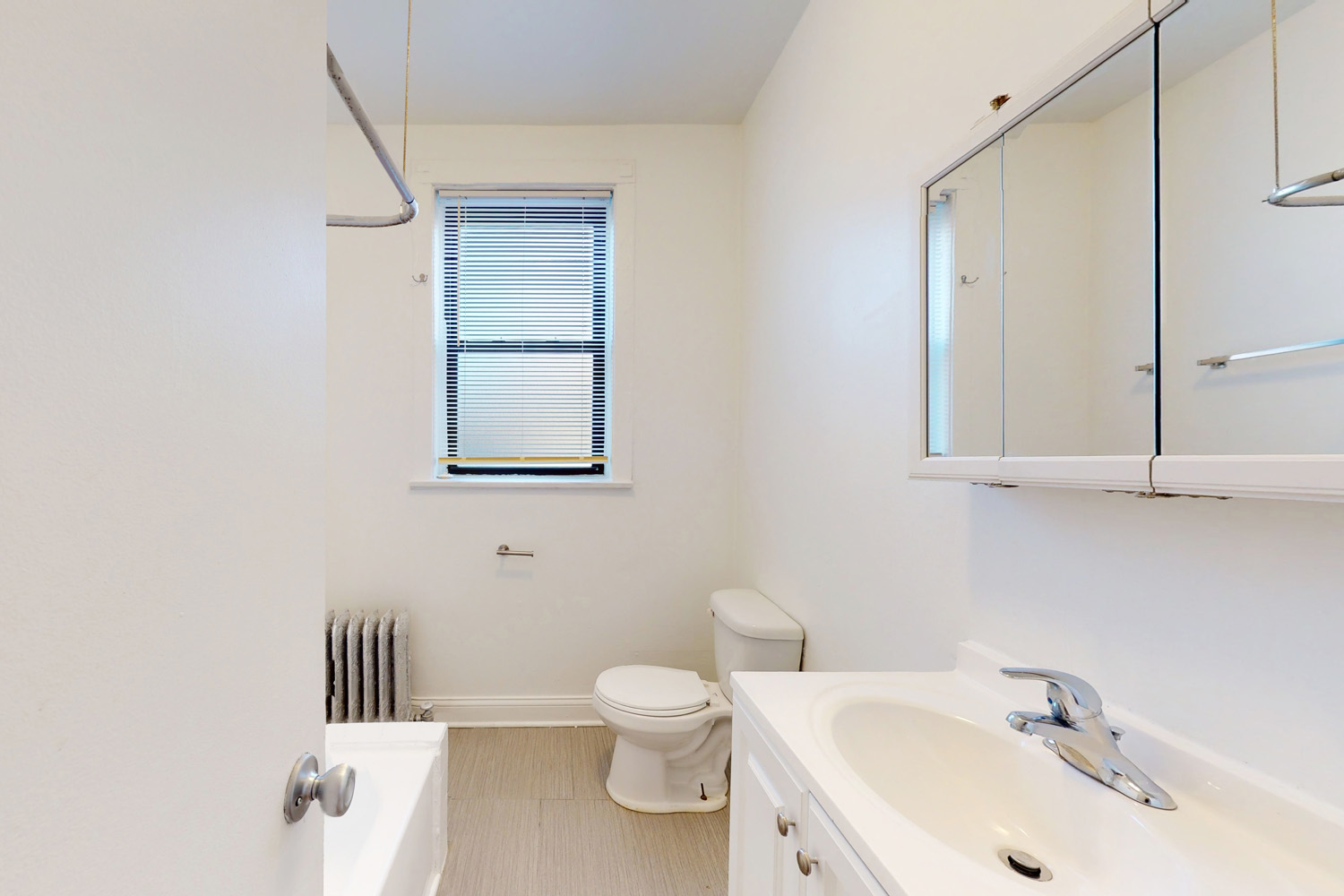 5128-5132 S Cornell Avenue Image 9