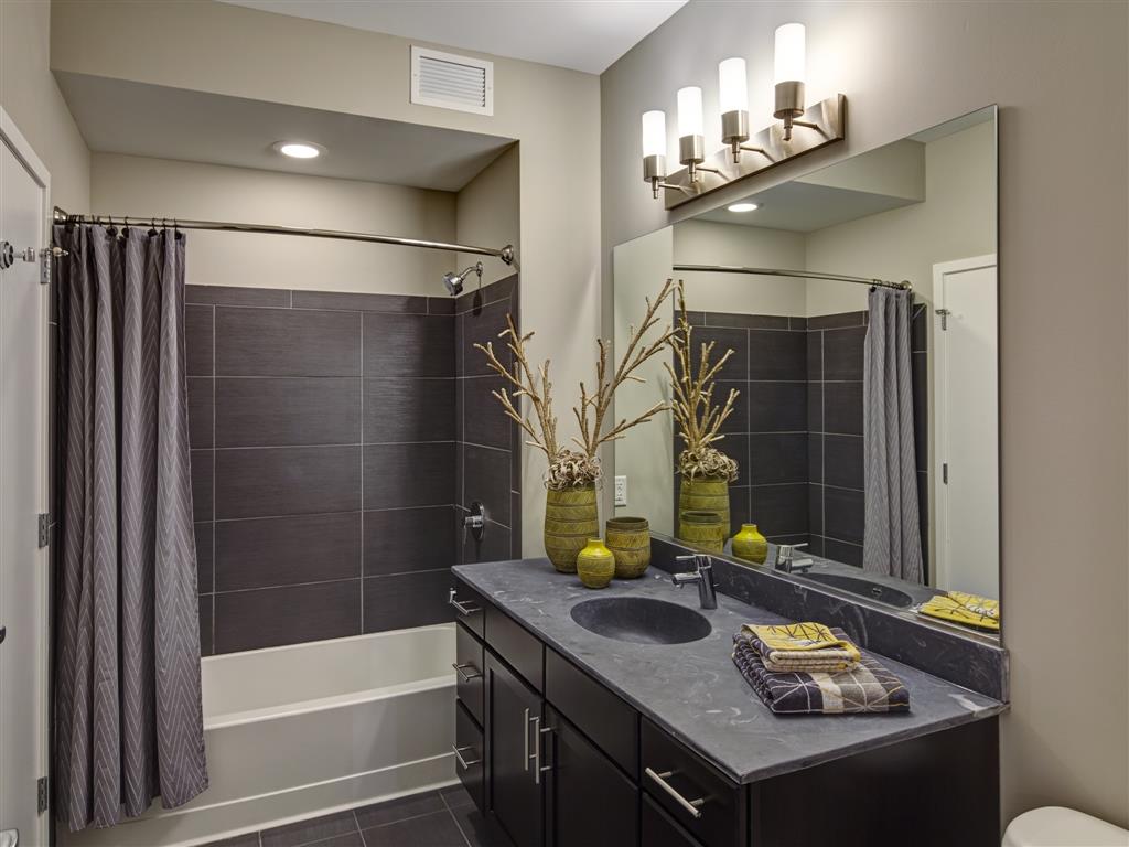 zzz CATALYST Chicago Image 6