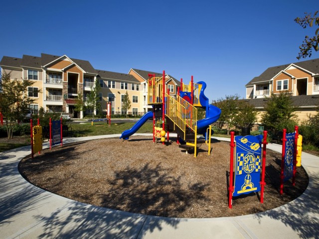 Grove at Waterford Crossing Image 15