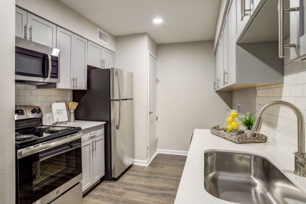 Villages at Parktown Apartment Homes Image 3