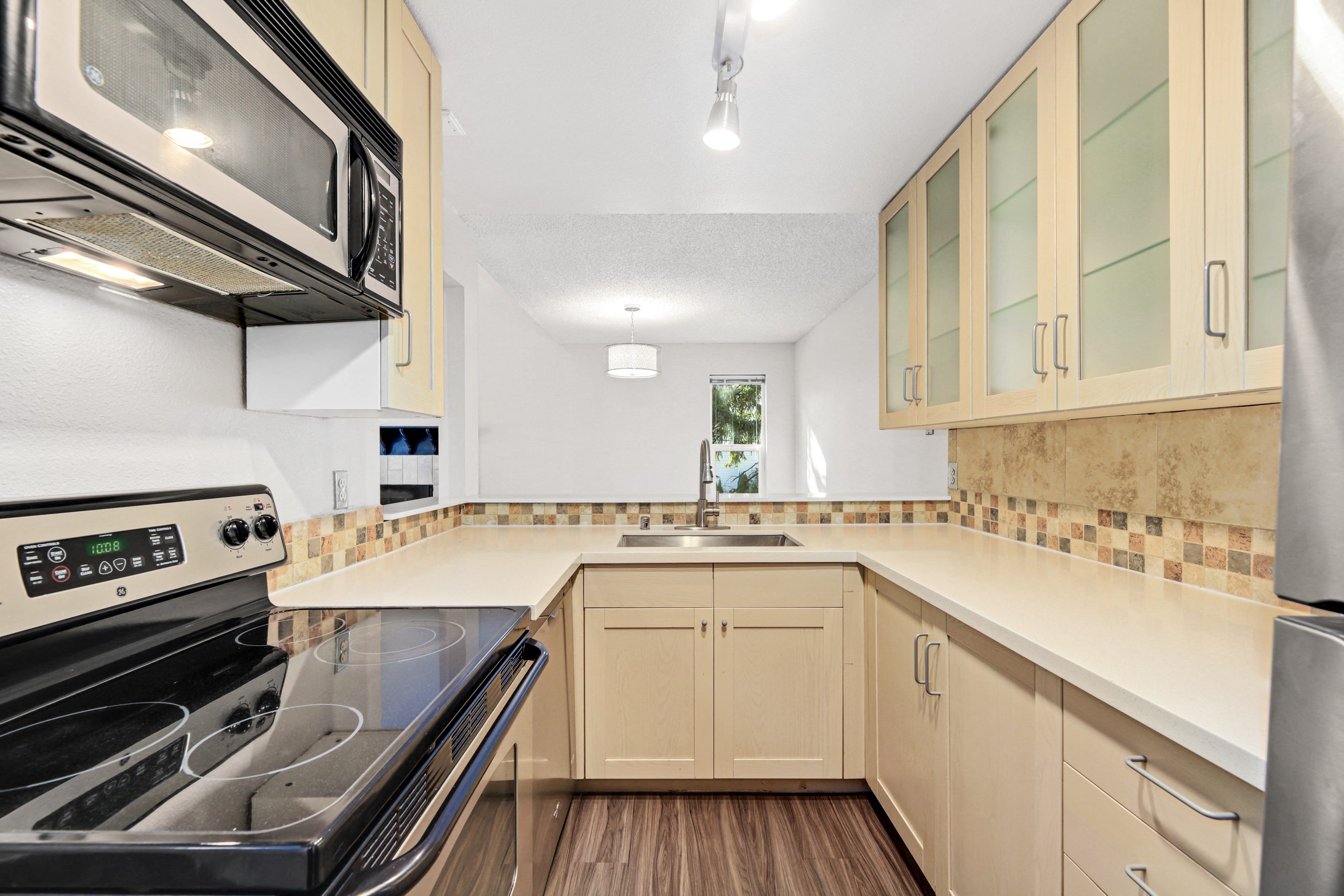 Starboard Apartments Image 40