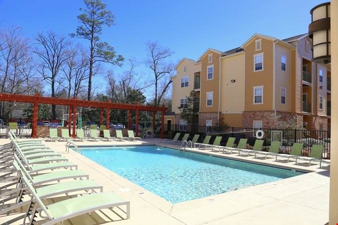 Two 21 Armstrong Image 12