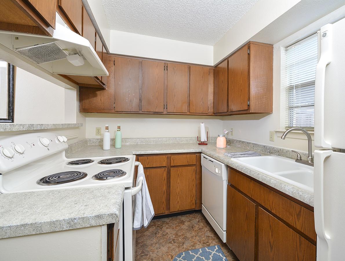 Country Crest Townhomes Image 7