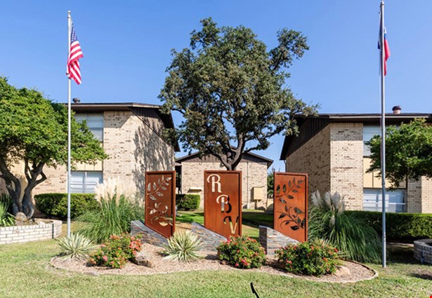 Redbird Village Image 1