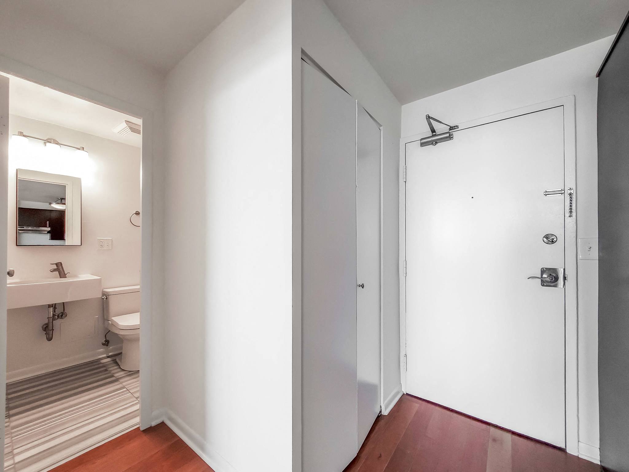 Presidential Apartments Image 24