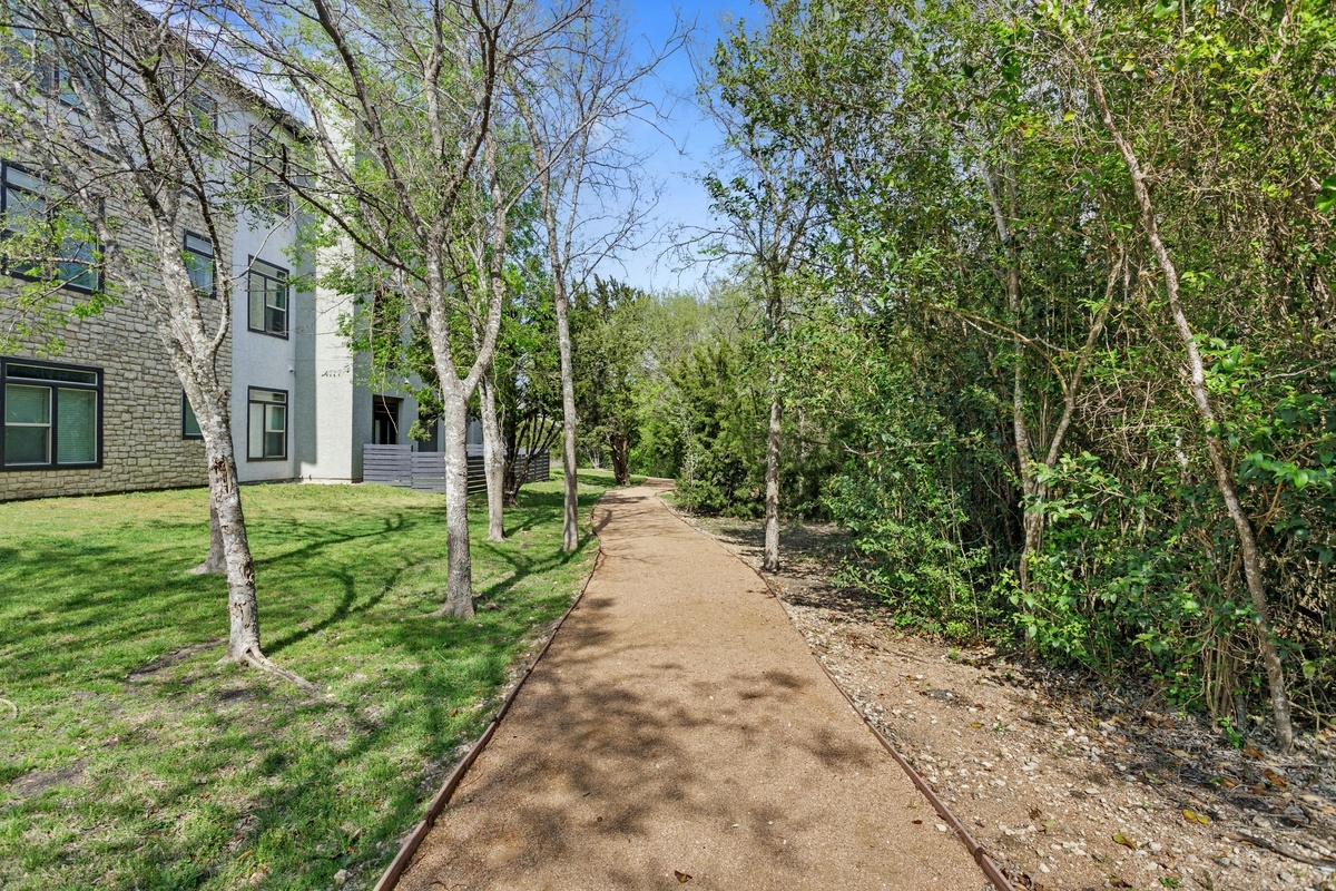 Radius on Grove Image 52