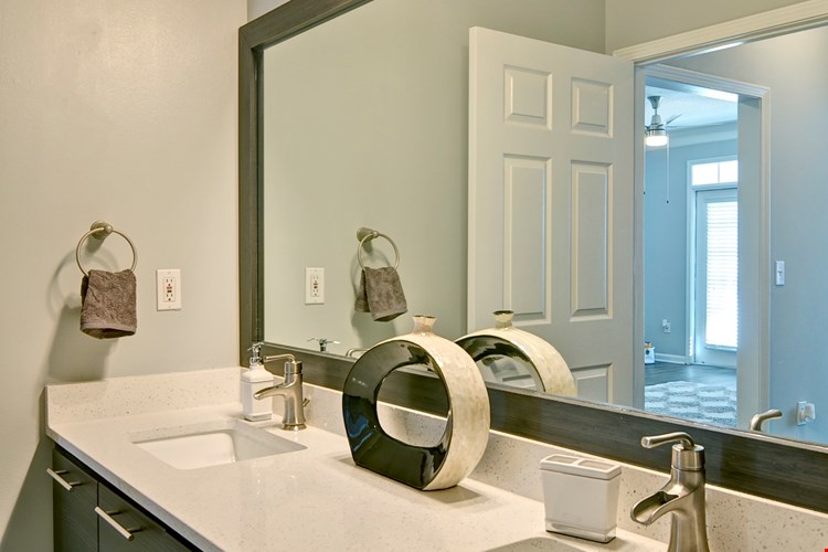 Park Creek Apartments Image 44