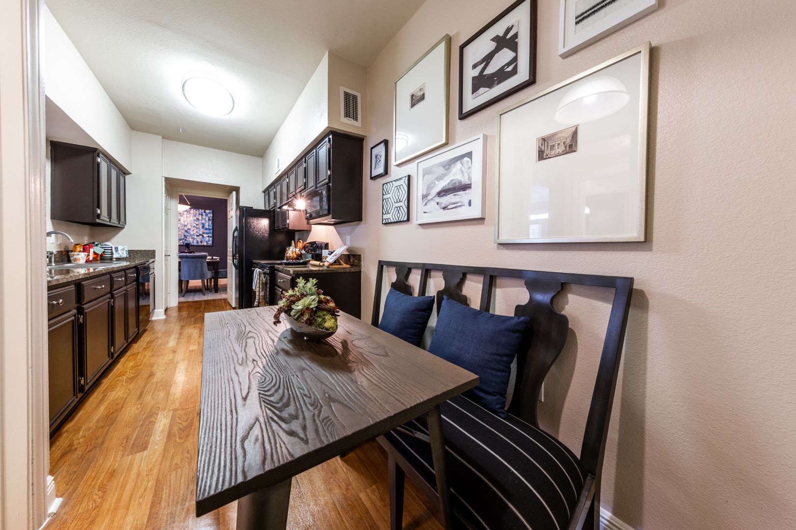 Marquis on Pin Oak Park Image 16