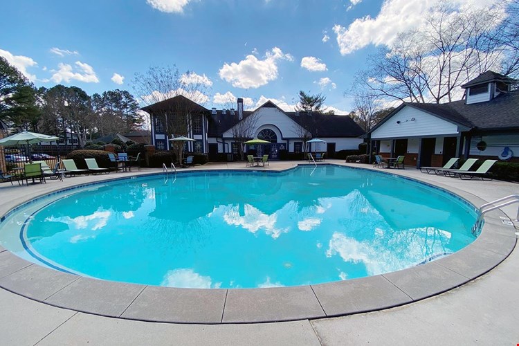 Lay by the pool on our expansive sundeck. With plenty of poolside loungers and seating, you'll be able to relax and enjoy the sun.
