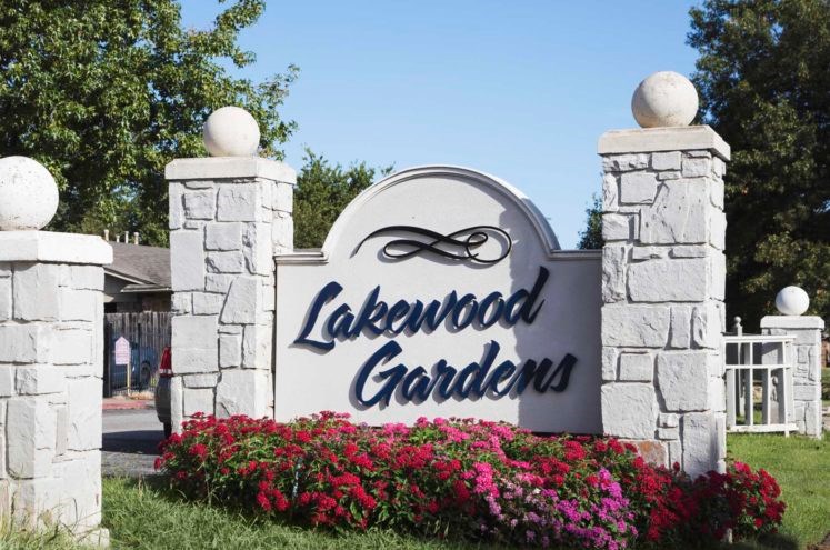 Lakewood Gardens Image 4