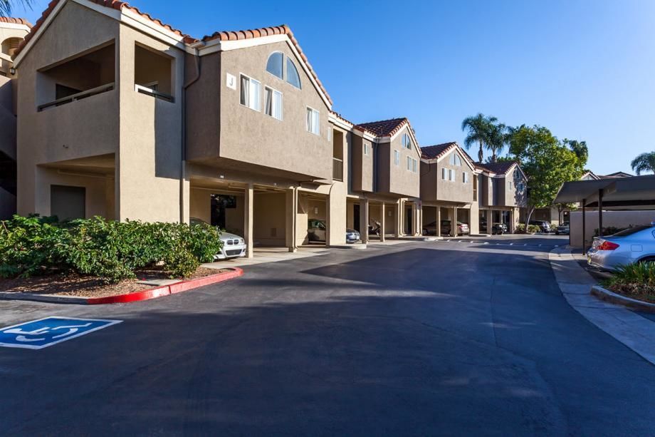 Newport Palms Image 16