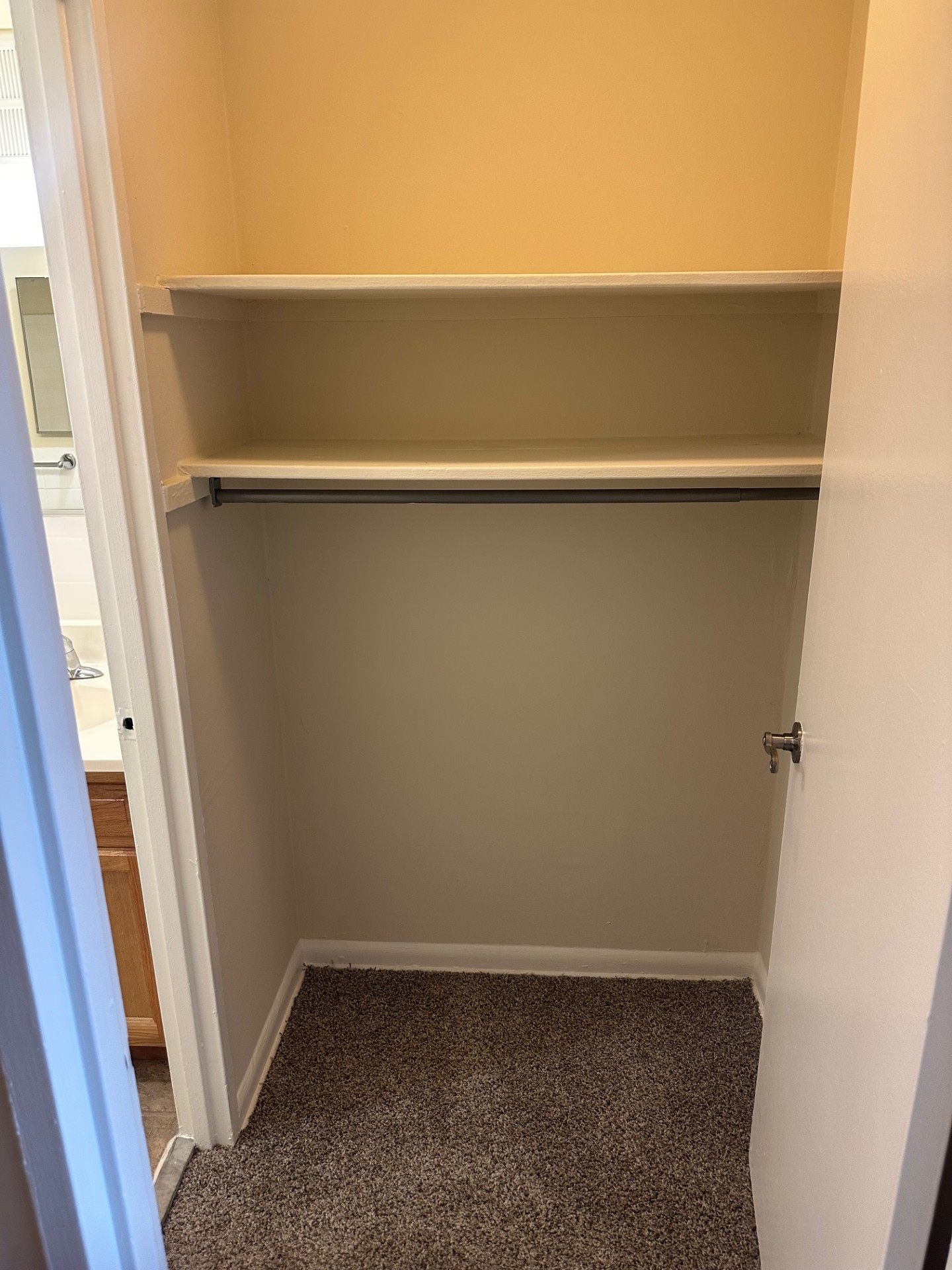 Silver Spring Towers Image 121