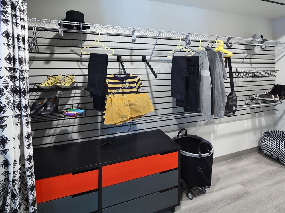 Walk-in Closet