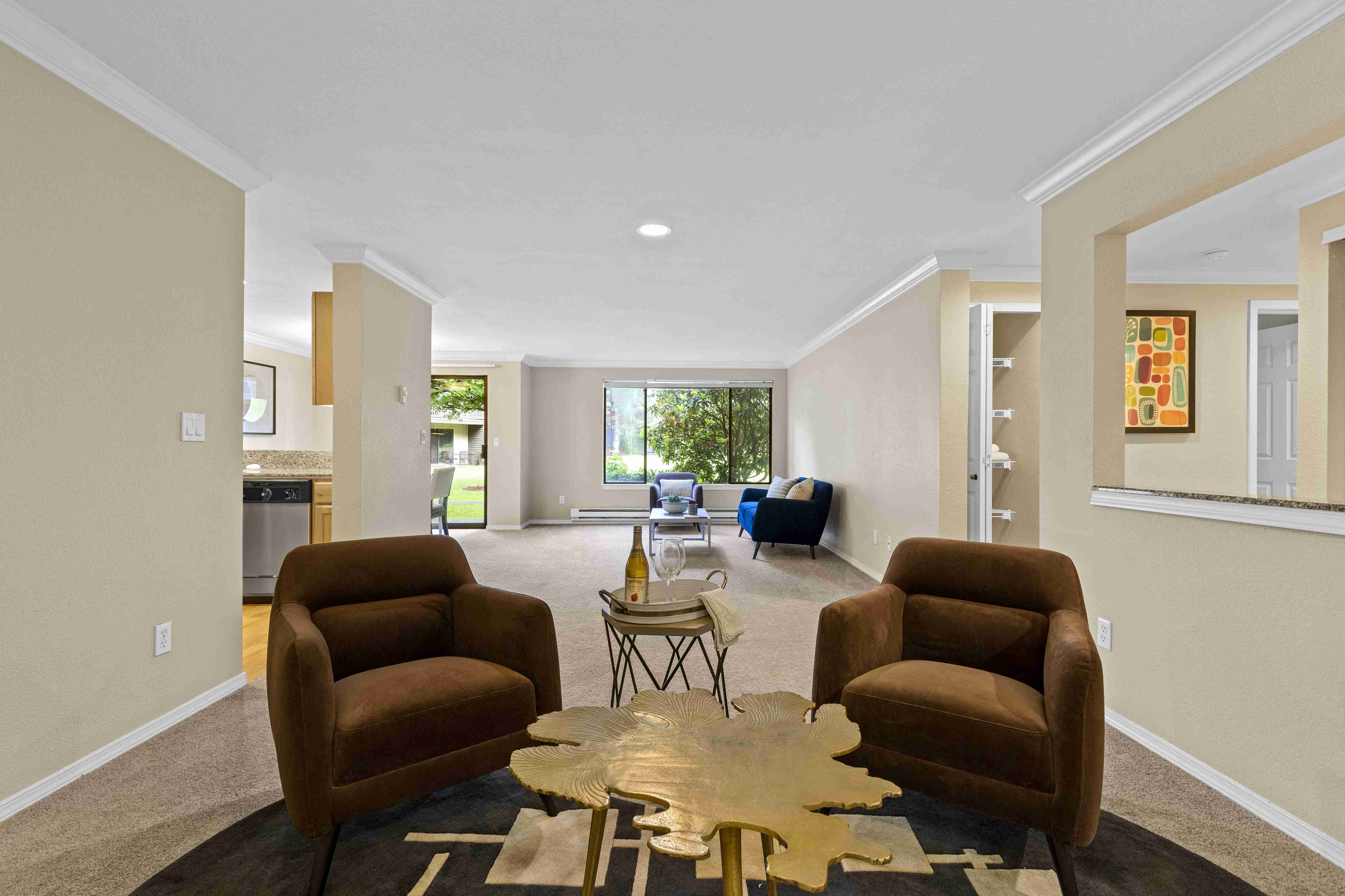 Yarrowood Highlands living room