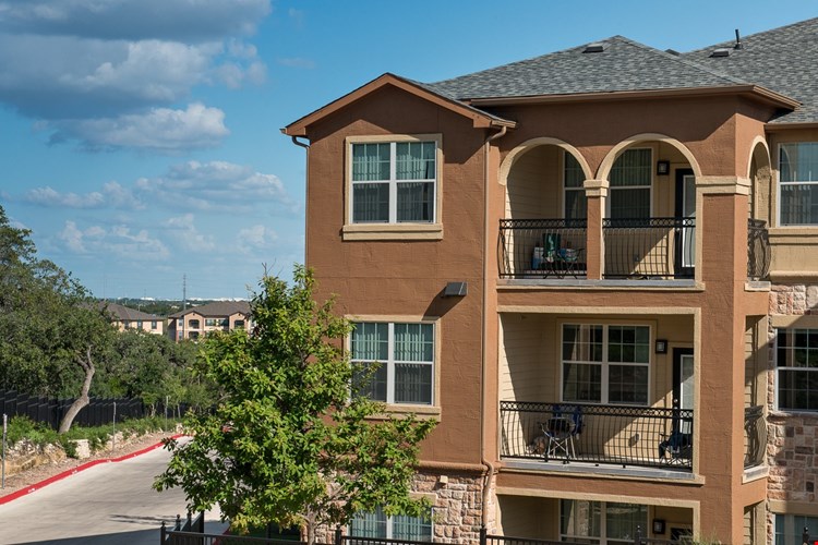 Villas In Westover Hills   Image 10