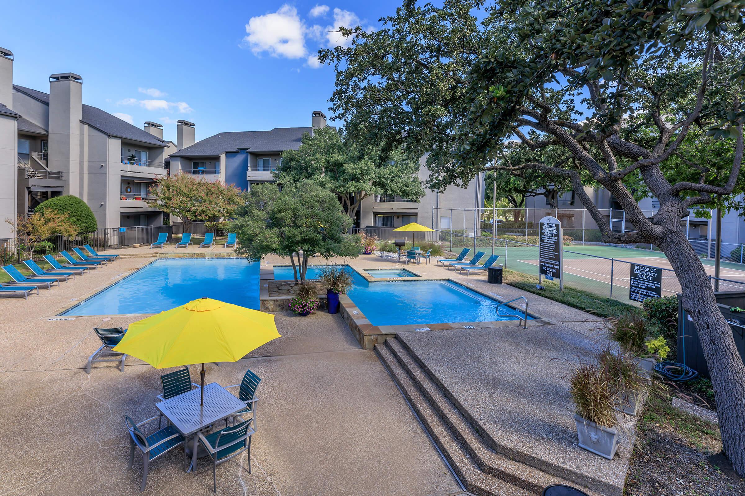 One Townecrest Apartments Image 1