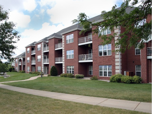 Barrington Place Image 2