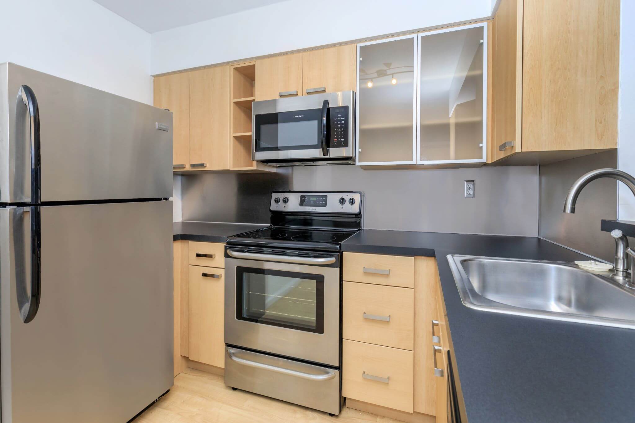  International City Apartments Image 3