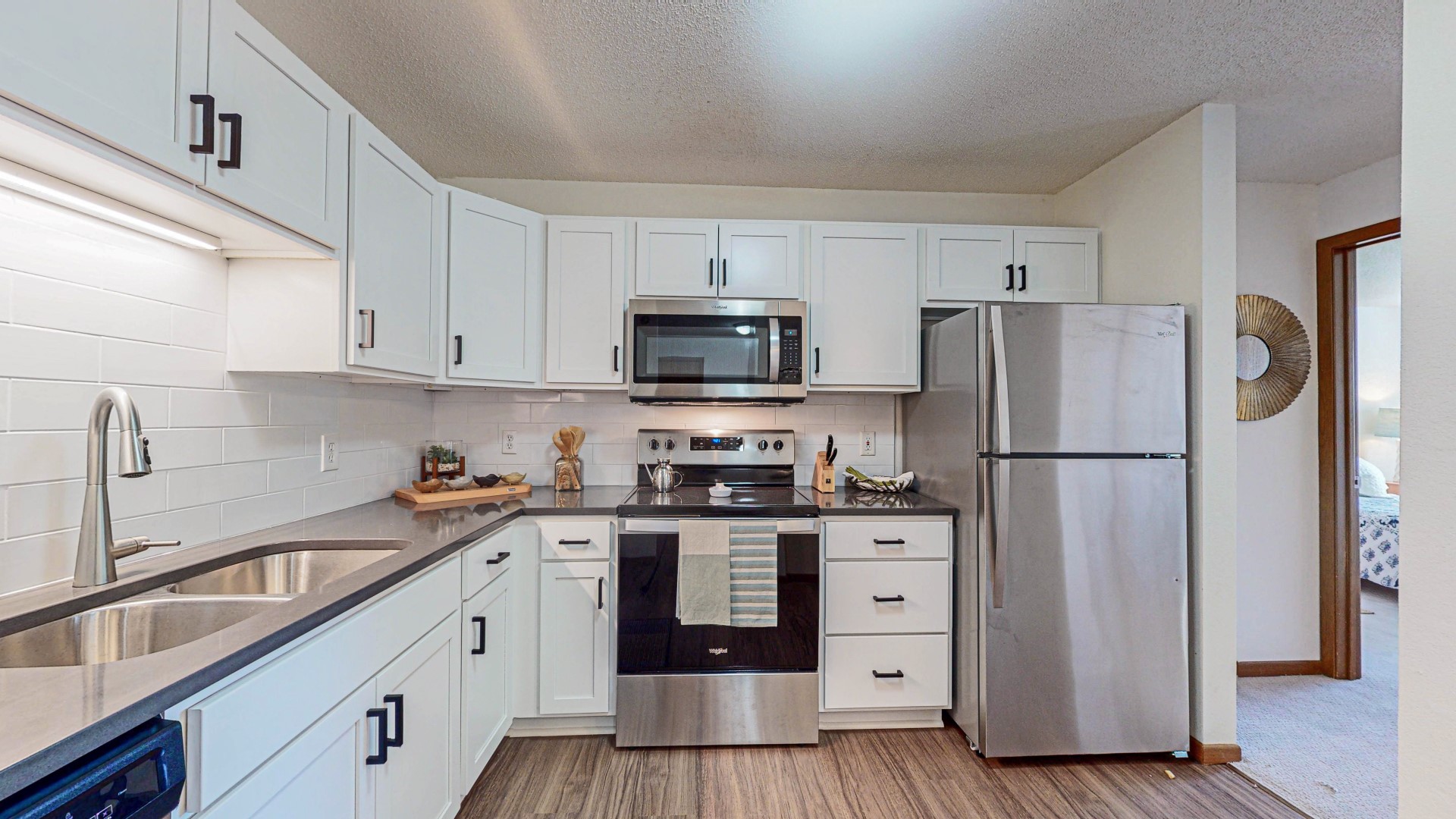 Creekside Apartments Image 3