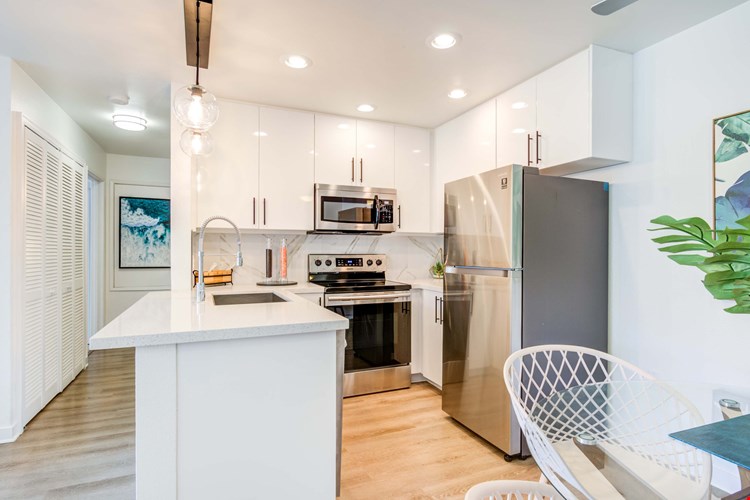 IMT Mission Valley Image 2