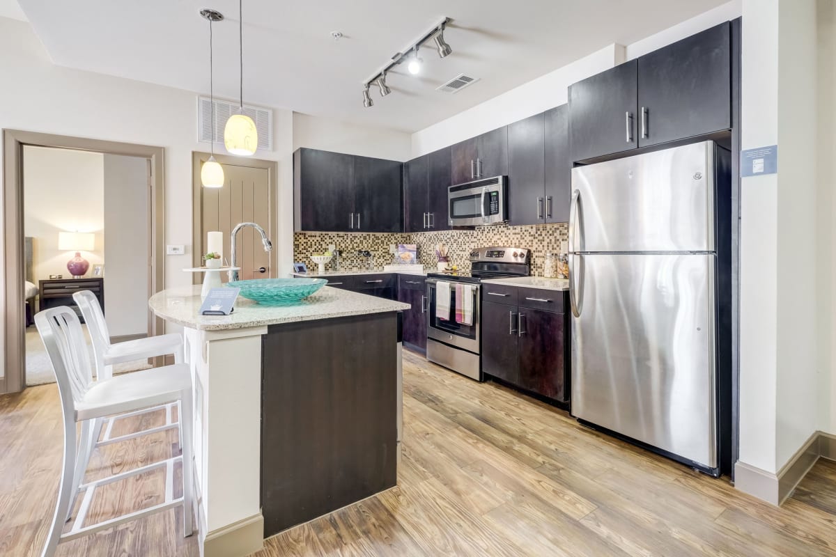 Lakeline East Apartments Image 5