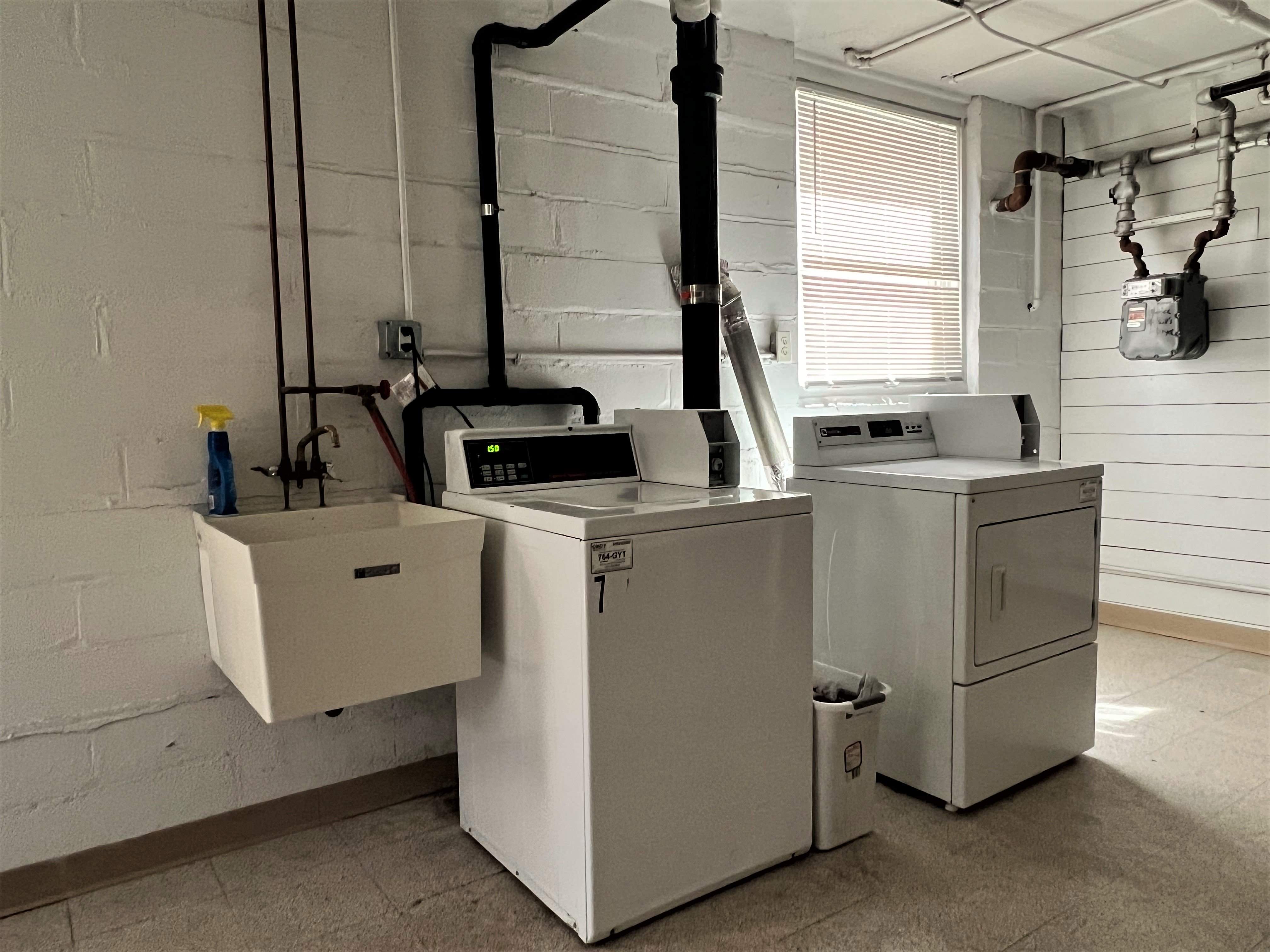 Village Apts (1929) Image 7