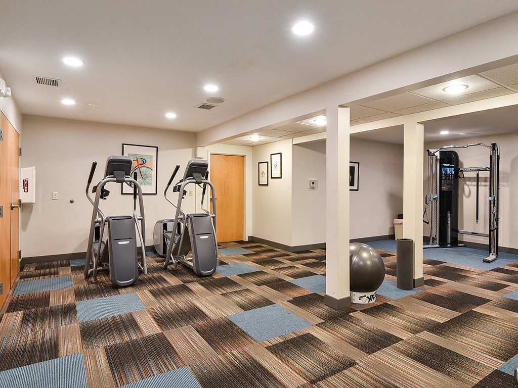 Lancaster Village Apartments Image 48