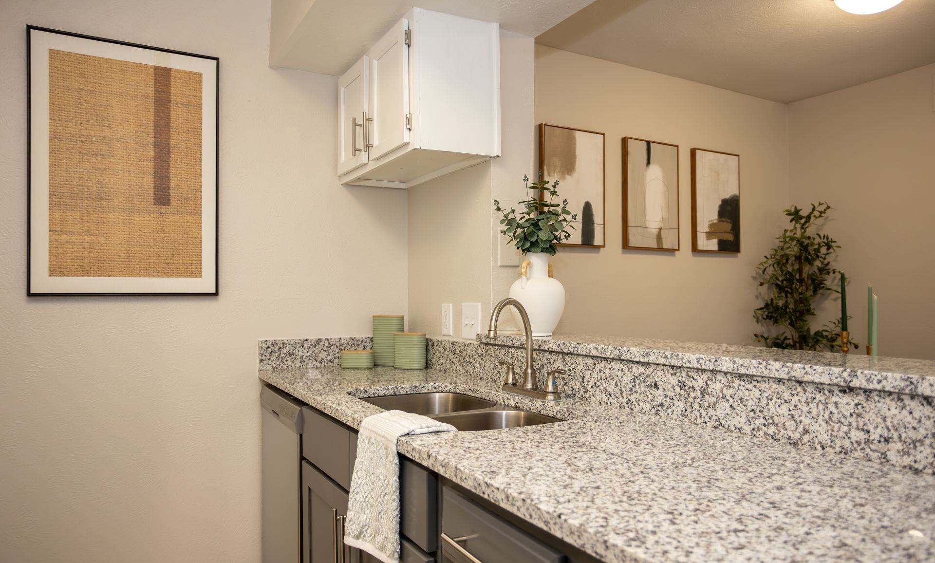 Wildwood Apartments Image 12