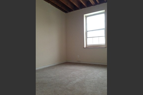 Mulberry Court Image 7