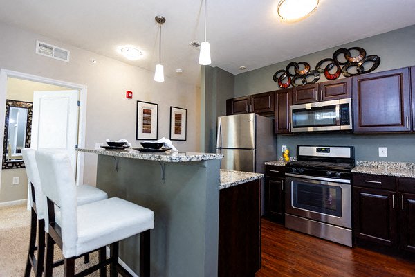 Prairie Point Apartments Image 6