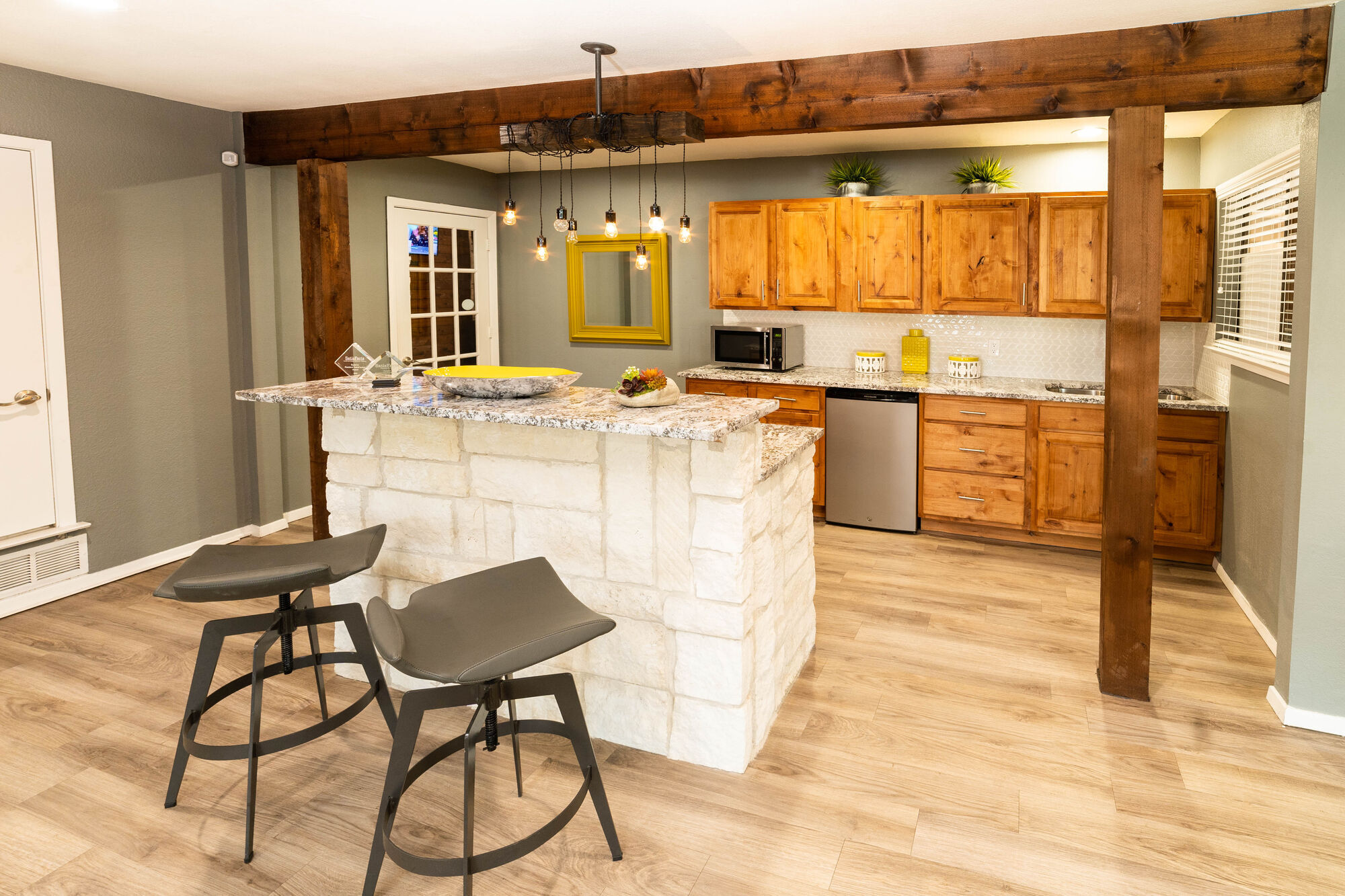 The Savoy Apartments Image 29