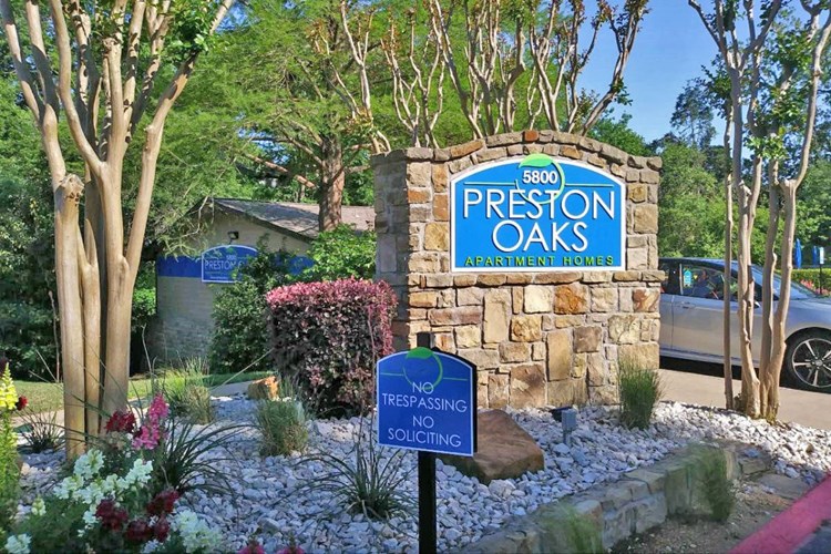 Preston Oaks Image 1
