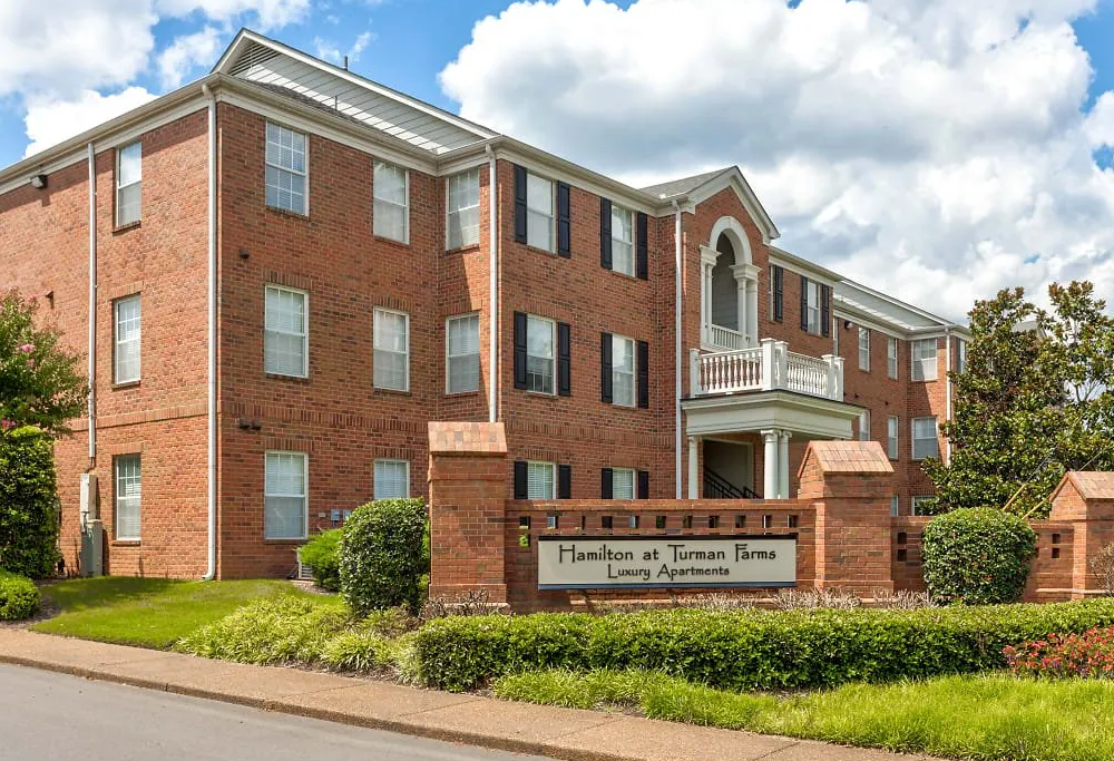 The Hamilton at Turman Farms Apartments Image 10