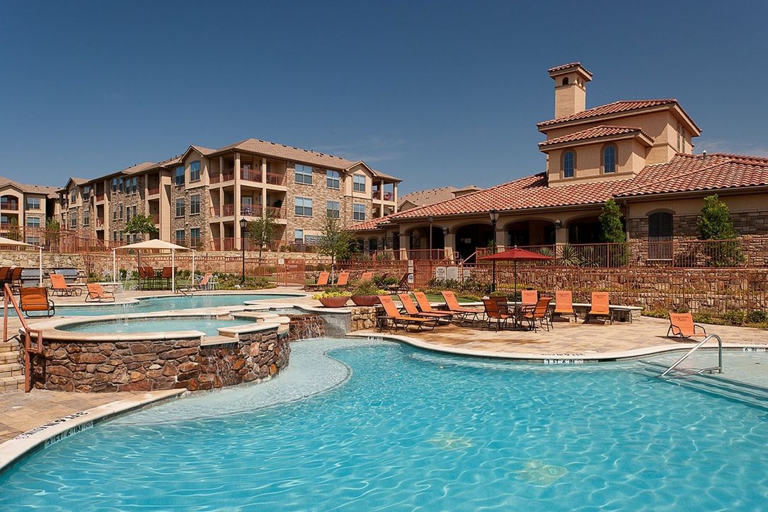 Apartments at Lebanon Ridge Frisco