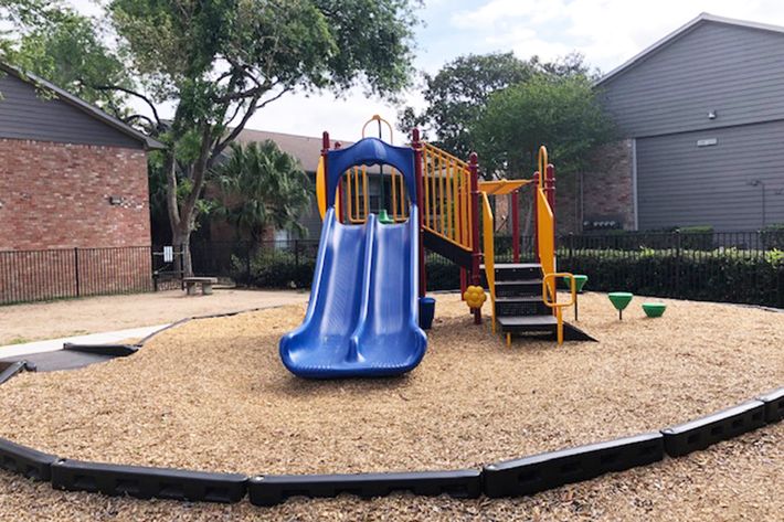 Salem Village Image 3