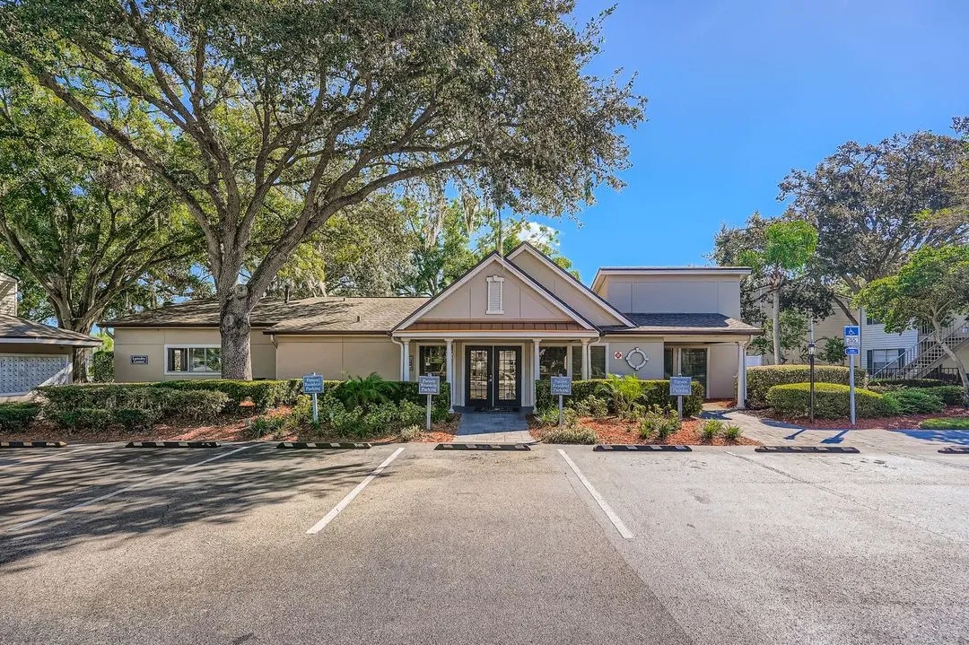 Countrywood Apartments Image 1