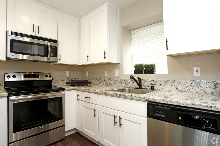 Ramblewood Apartments Image 59