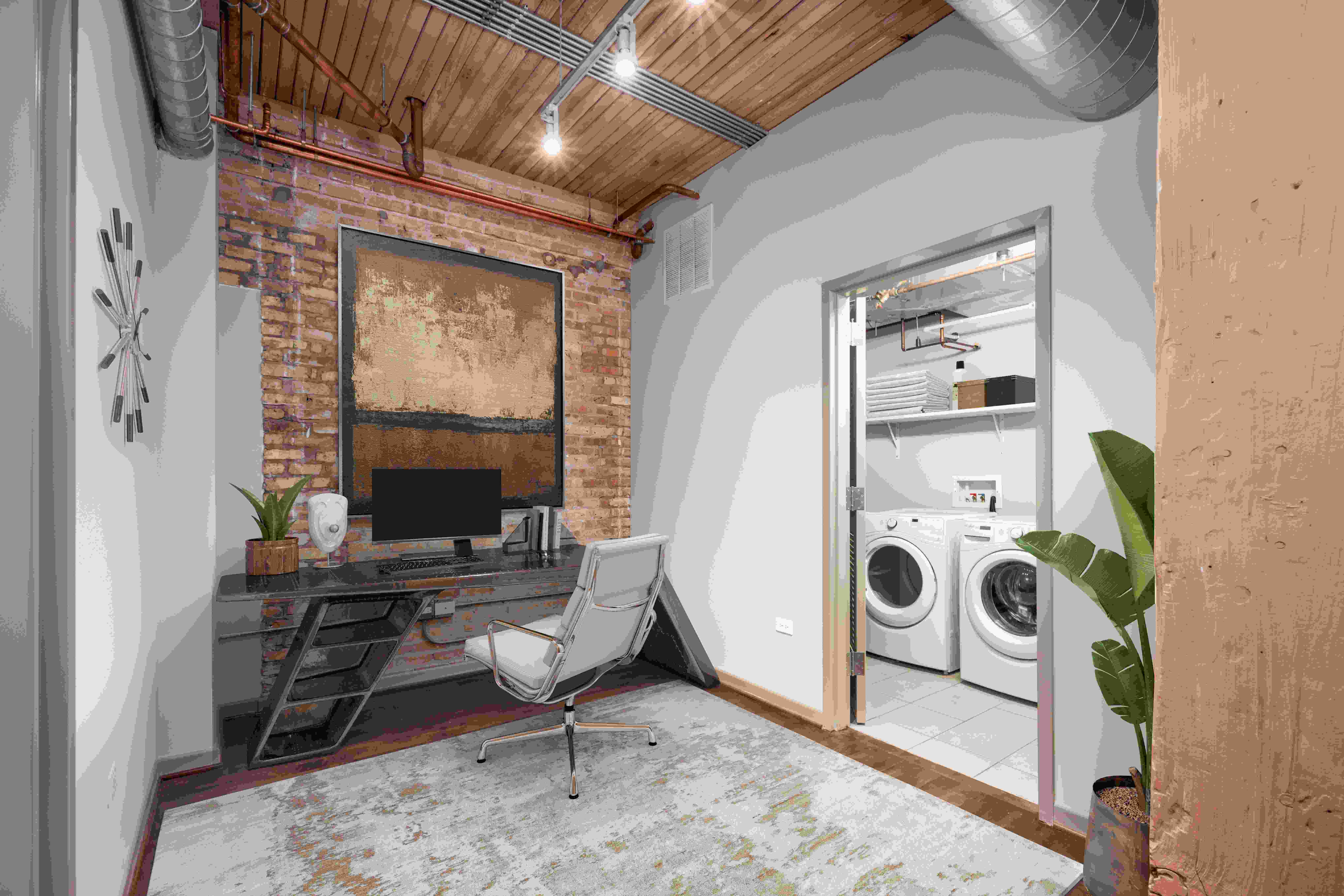 Lofts At River East Image 19