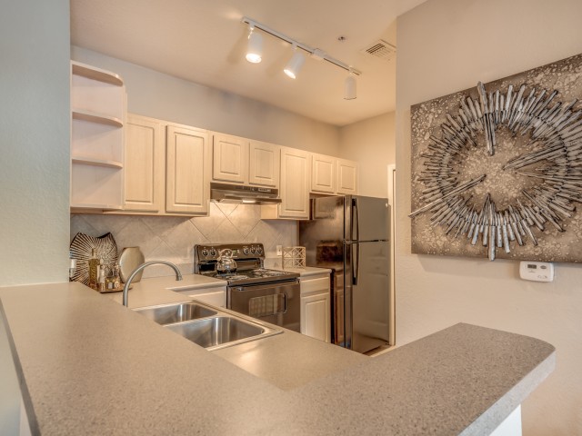 Sanctuary at Highland Oaks Image 9