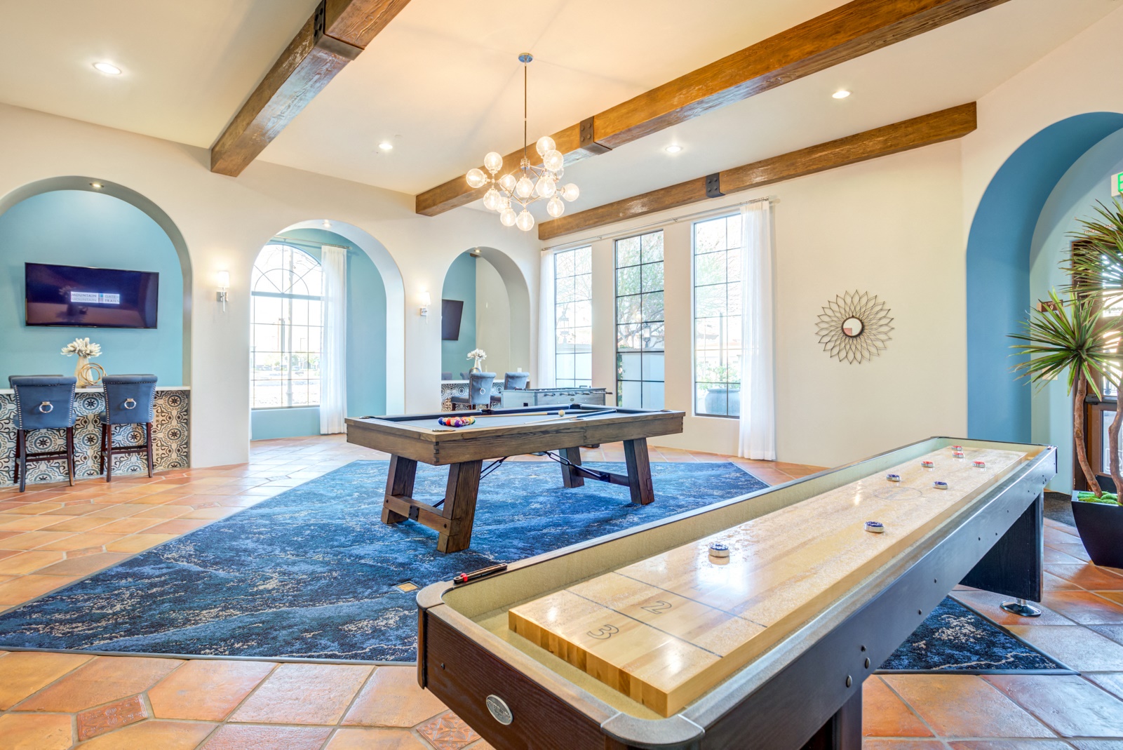 Mountain Gate Image 11