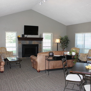 Alden Pond Townhome Apartments Image 10