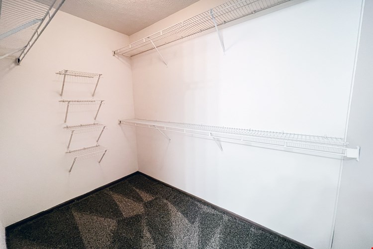 Wyndemere Apartments Image 72