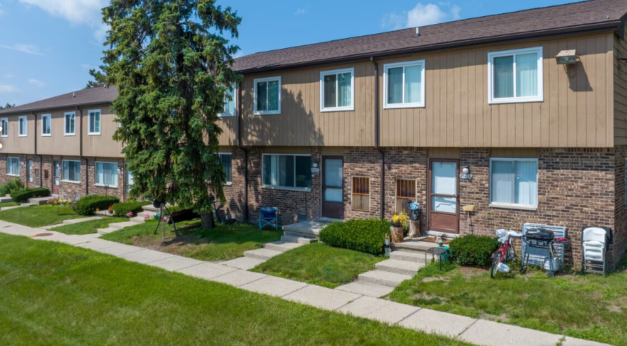 Shelby Oaks Townhomes Image 8