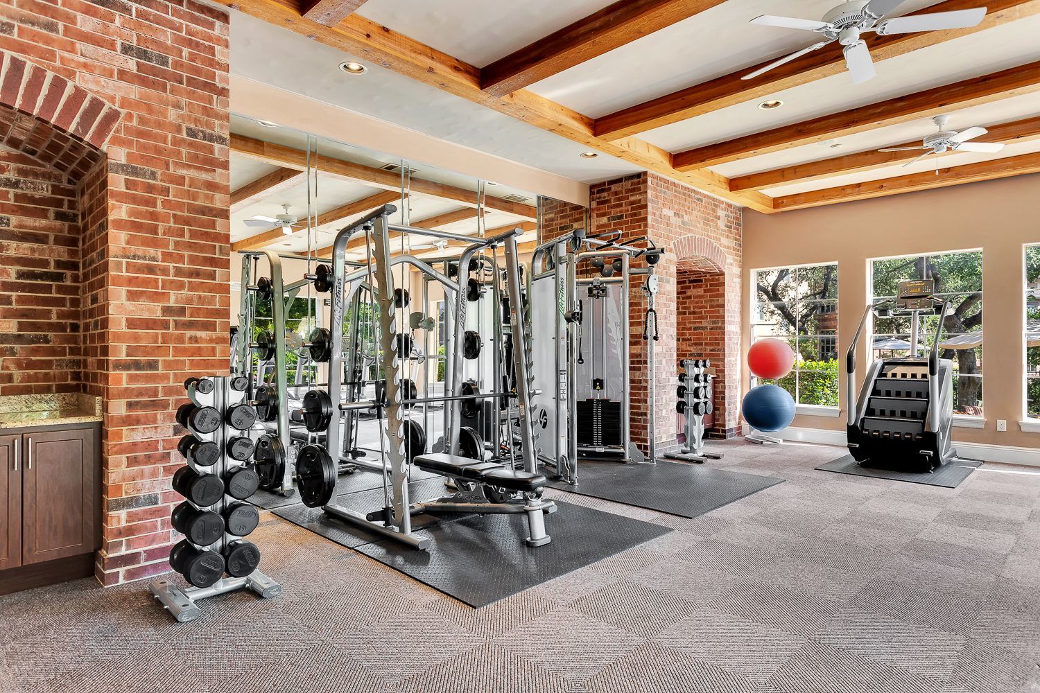 The Estates Of Northwoods Image 5