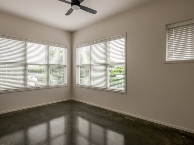 2100 Acklen Flats Image 10