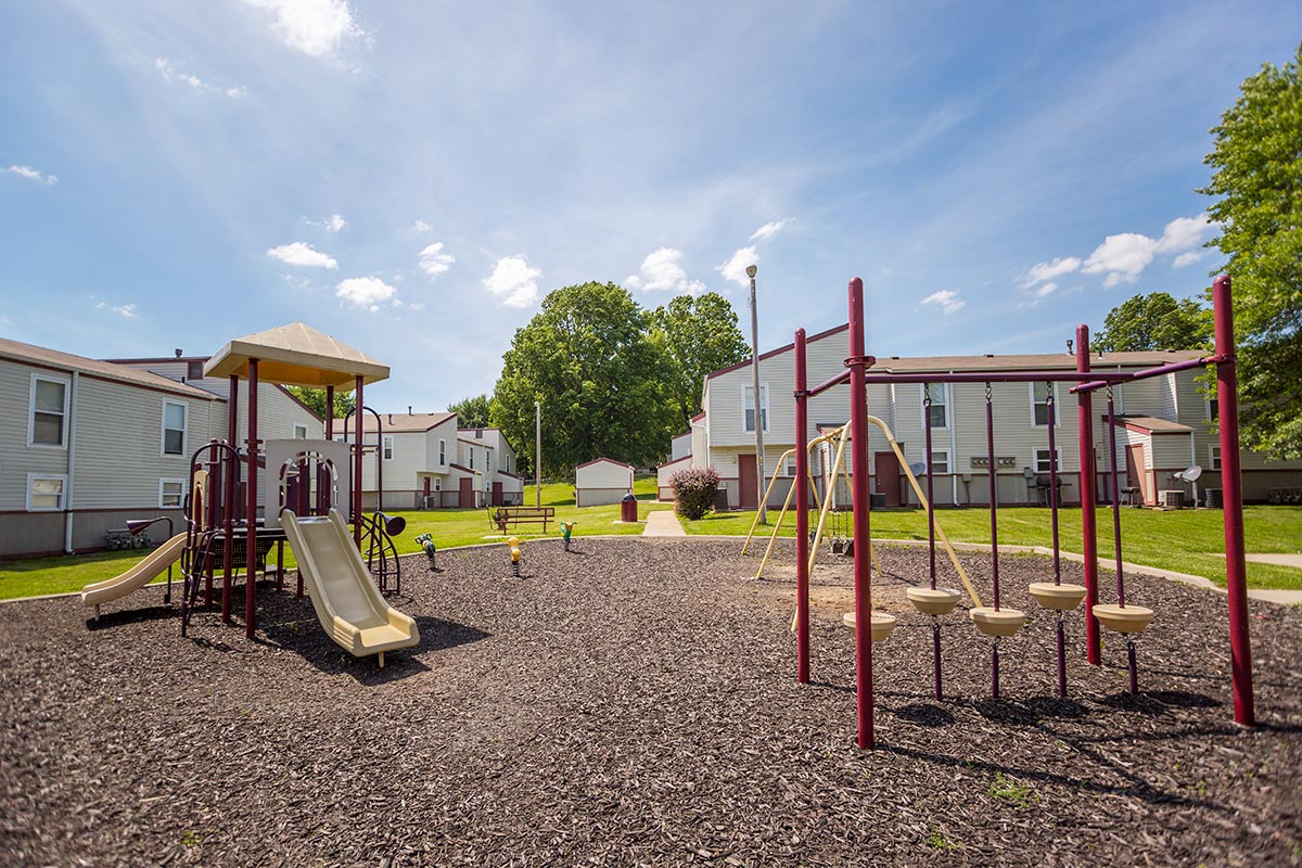 Lexington Gardens Image 4