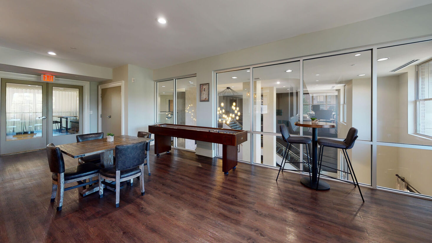 One Metrocenter Image 21