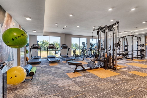 Allure on Parkway Image 37