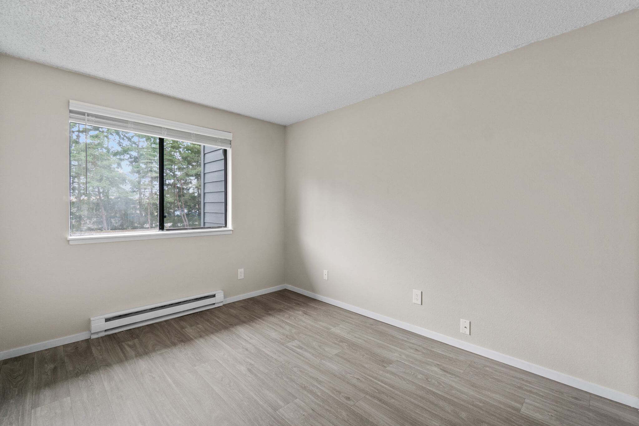 Alderwood Park Image 10
