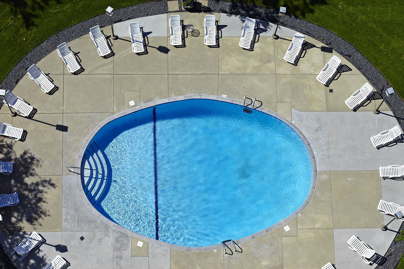 740 River Drive Image 7